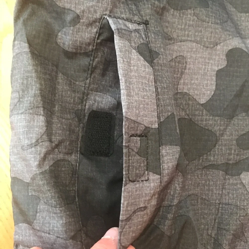Buffalo David Bitton gray Camo blue Reversible Vest Boys size med small 7/8 7 8